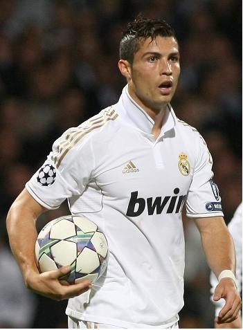 构竞技，构刺激!《重构：阿塔提斯》公测火爆进行中