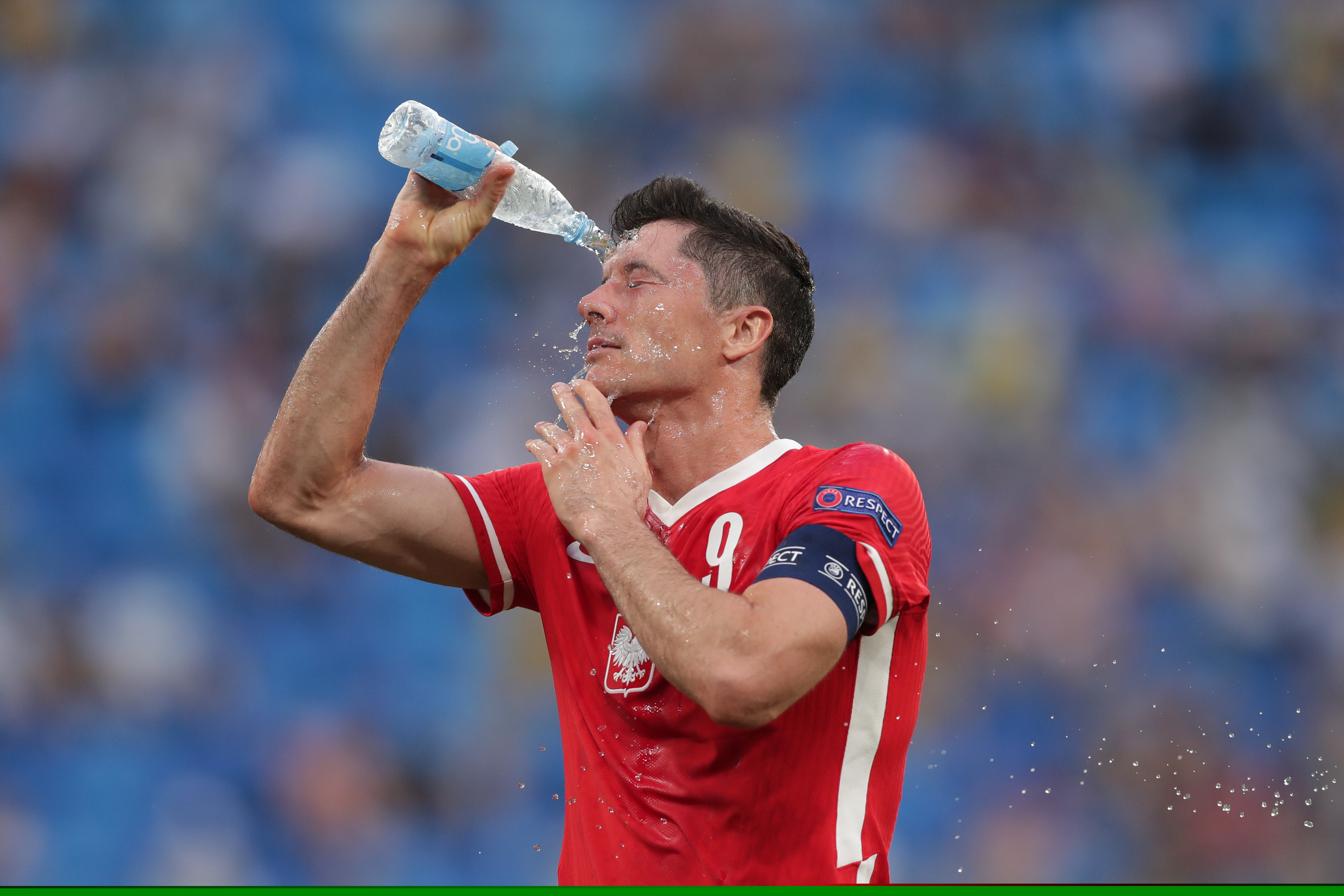 国外游戏厂商疯卷云游戏，为何国内还在原地观望？