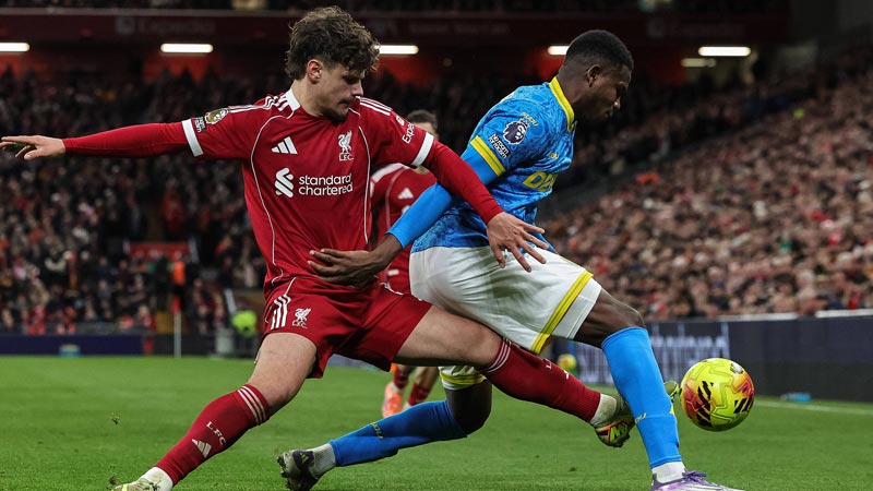 鲍尔17+5+5曼20分 黄蜂9人上双狂胜爵士55分