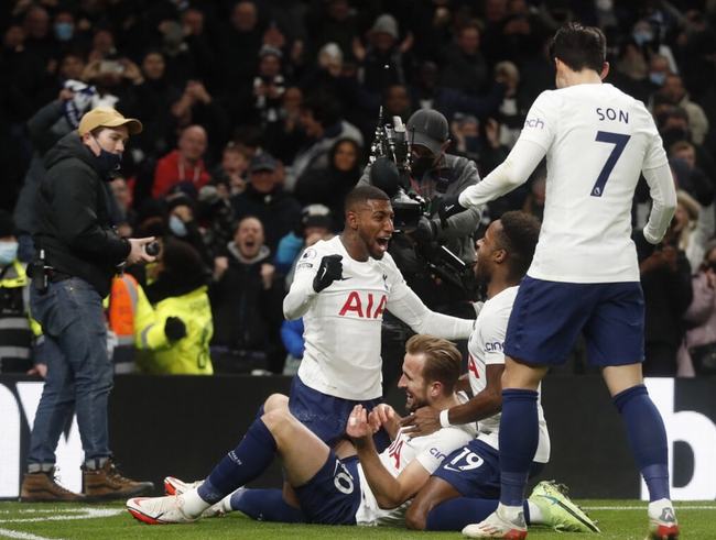 丢人！拿600万，却全场0分，还遭教练弃用，球迷：不上他山东必赢