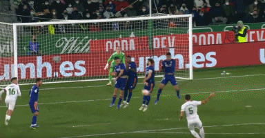 字母哥宣布重要决定！湖人赶紧交易吧，东詹能否夺冠就看这次了